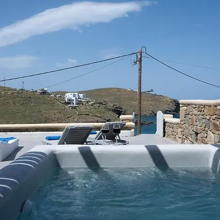 度假居 Ultramare Mykonos Beachfront House With 2 Outdoor Tubs 帕诺尔莫斯米科诺斯