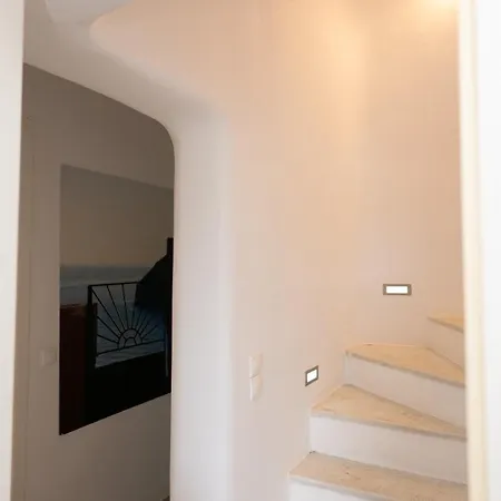 度假居 Ultramare Mykonos Beachfront House With 2 Outdoor Tubs 帕诺尔莫斯米科诺斯