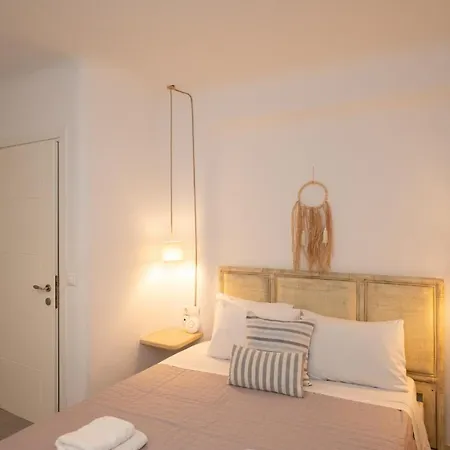 Ultramare Mykonos Beachfront House With 2 Outdoor Tubs 度假居 帕诺尔莫斯米科诺斯