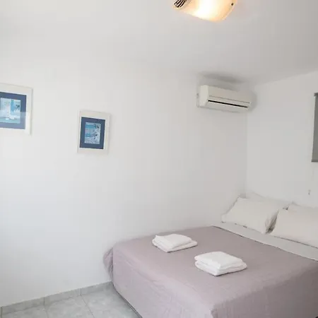 Beachfront House With 2 Outdoor Tubs * Panormos (Mykonos)