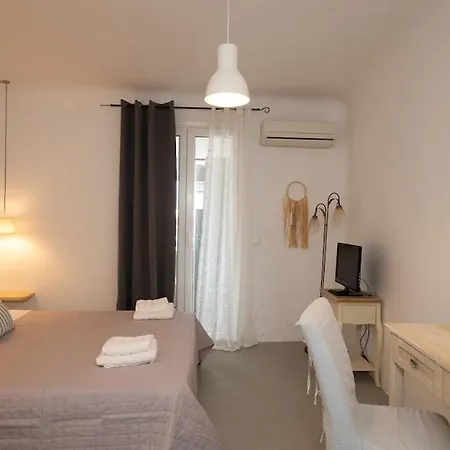Prázdninový dům Beachfront House With 2 Outdoor Tubs Panormos (Mykonos)