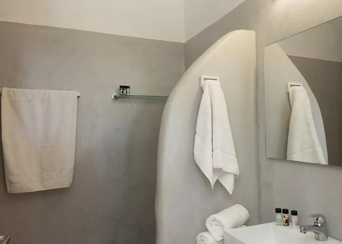 Ultramare Mykonos Beachfront House With 2 Outdoor Tubs *