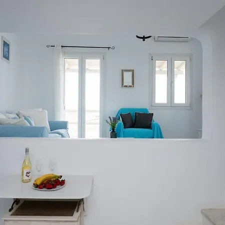Дом отдыха Ultramare Mykonos Beachfront House With 2 Outdoor Tubs *