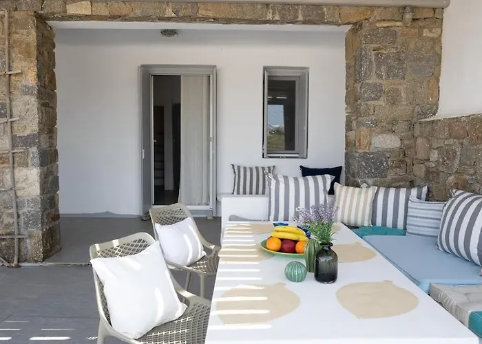 Ultramare Mykonos Beachfront House With 2 Outdoor Tubs Vakantiehuis