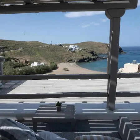 Ultramare Mykonos Beachfront House With 2 Outdoor Tubs Ferienhaus Panormos (Mykonos)